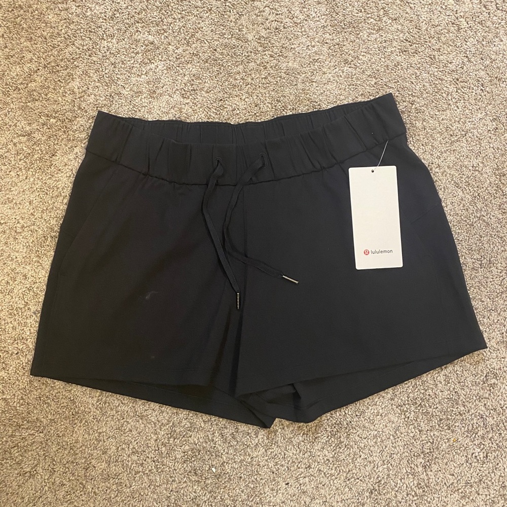 COPY - Lululemon  On The Fly Shorts